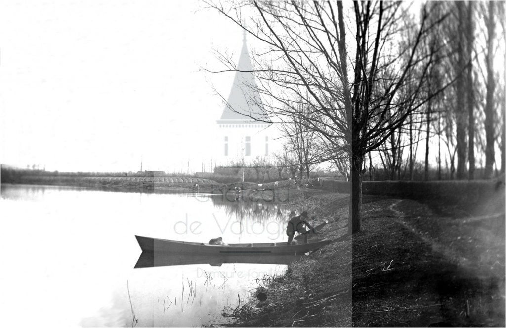 New - Château de Volognat - Photos - Hubert Vaffier - Louhans - Le bord de la Seille à Sornay
 - 1880-03-18 - 1