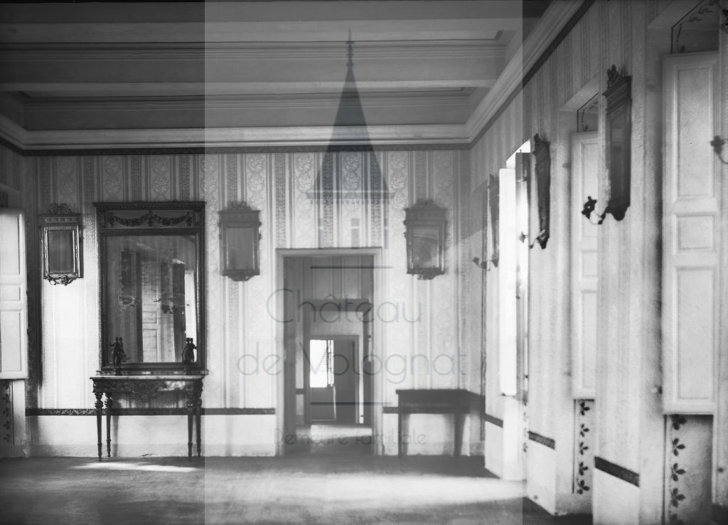 New - Château de Volognat - Photos - Hubert Vaffier - Ajaccio - Salon de la famille Bonaparte - 1888-01-23 - 1316
