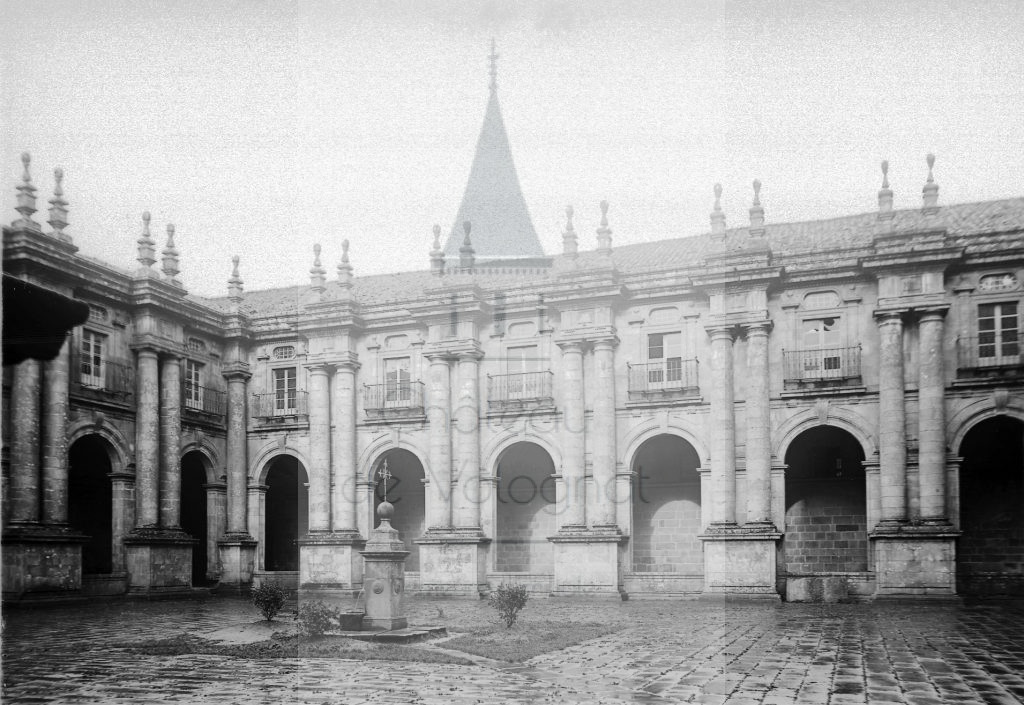 New - Château de Volognat - Photos - Hubert Vaffier - Santiago - Cloitre St Martin - 1890-04-14 - 1826