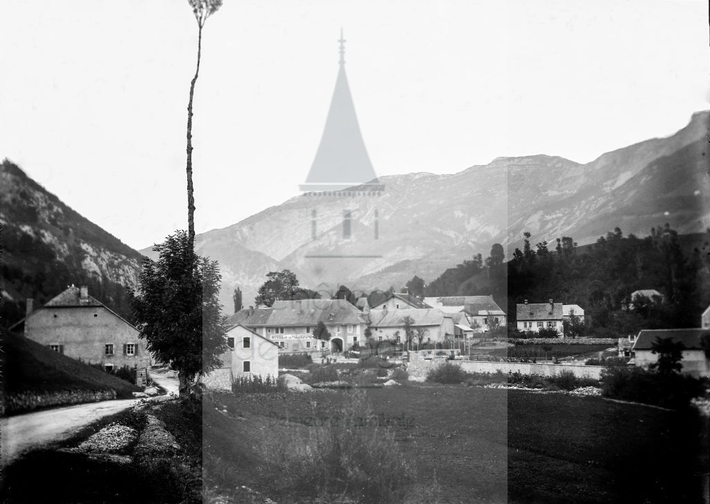 New - Château de Volognat - Photos - Hubert Vaffier - Chezery - Le village - 1881-10-18 - 190