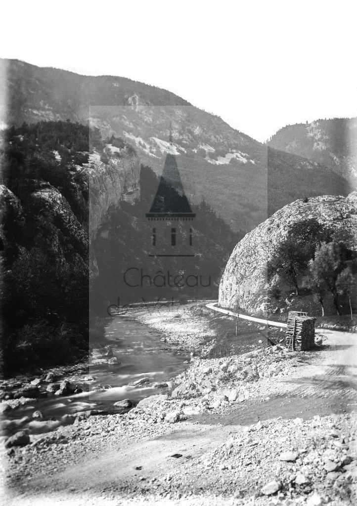 Château de Volognat - Photos - Hubert Vaffier - Chezery - Vallée de la Valserine - 18/10/1881 - 194