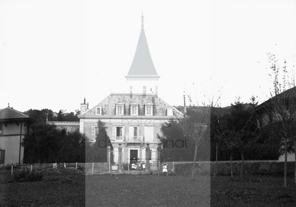 New - Château de Volognat - Photos - Hubert Vaffier - Izernore - Le Voerle coté ouest - 1890-09-21 - 1952