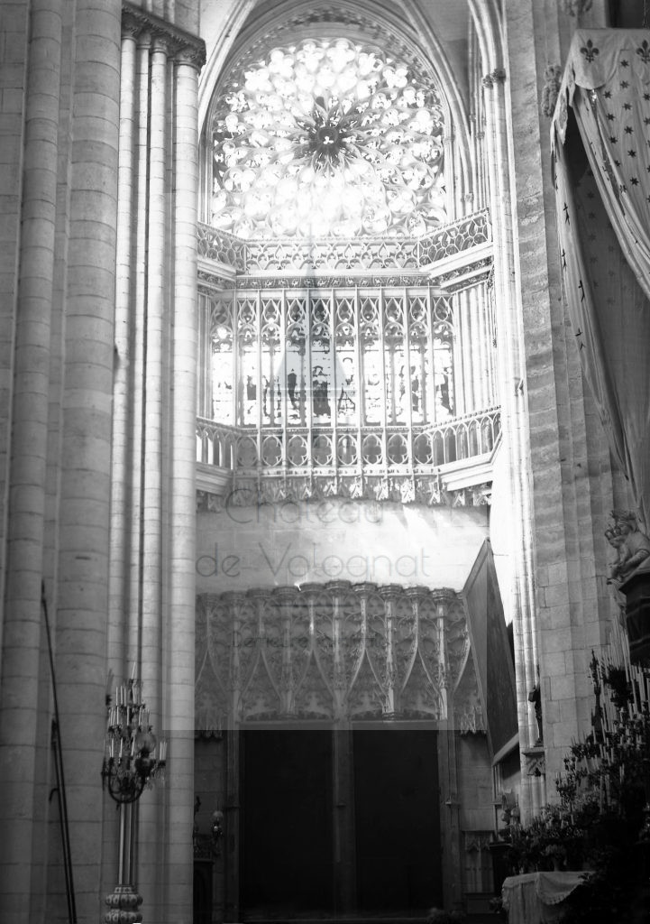 New - Château de Volognat - Photos - Hubert Vaffier - Evreux - La cathédrale rosace nord - 1891-05-12 - 2004