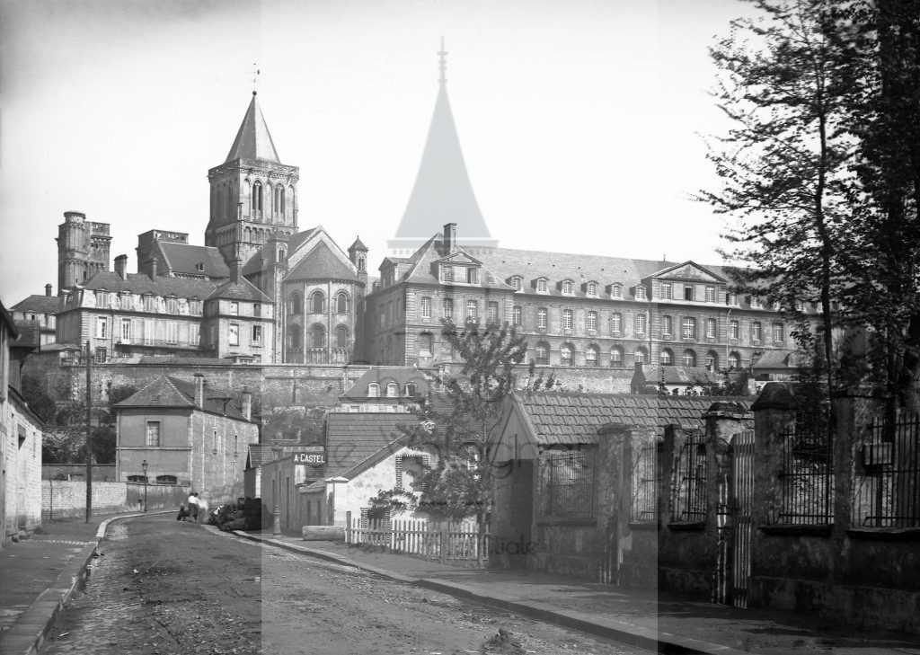 New - Château de Volognat - Photos - Hubert Vaffier - Caen - Vue générale de l'hopital - 1891-05-18 - 2028