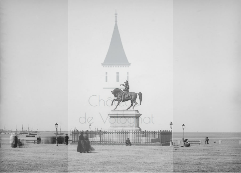 New - Château de Volognat - Photos - Hubert Vaffier - Cherbourg - Statue de Napoléon 1er - 1891-05-22 - 2058