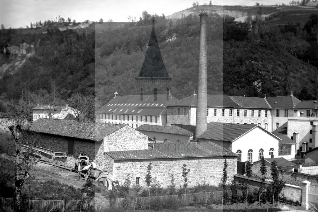 Château de Volognat - Photos - Hubert Vaffier - Saint Rambert en Bugey - La filature - 02/05/1882 - 213