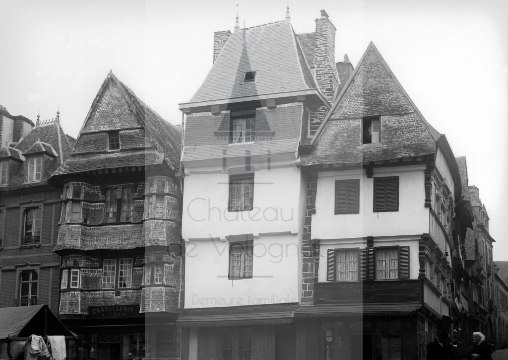 Château de Volognat - Photos - Hubert Vaffier - Lannion - Angle de la place du marché - 06/06/1891 - 2138