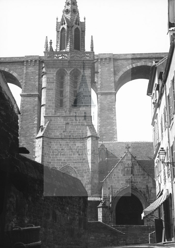 Château de Volognat - Photos - Hubert Vaffier - Morlaix - Porche et clocher de St Melaine - 10/06/1891 - 2149