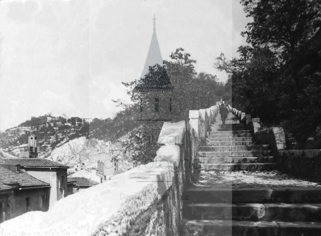 New - Château de Volognat - Photos - Hubert Vaffier - Fiume - Escalier de Tersato - 1892-05-02 - 2363