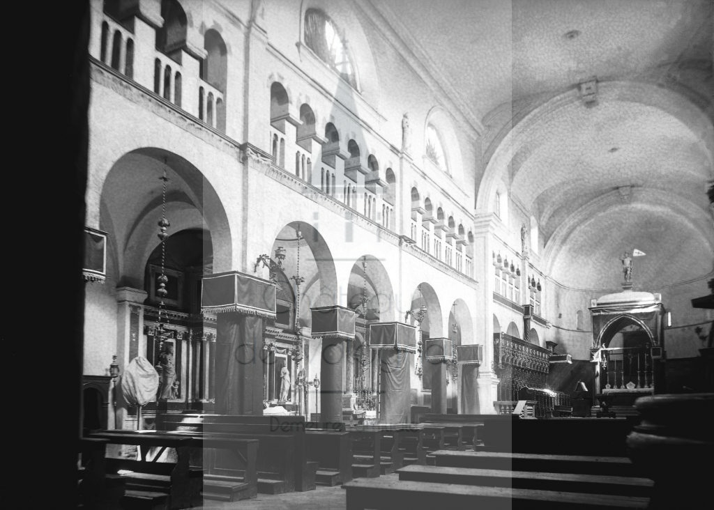 New - Château de Volognat - Photos - Hubert Vaffier - Zara - Intérieur de la cathédrale - 1892-05-03 - 2370