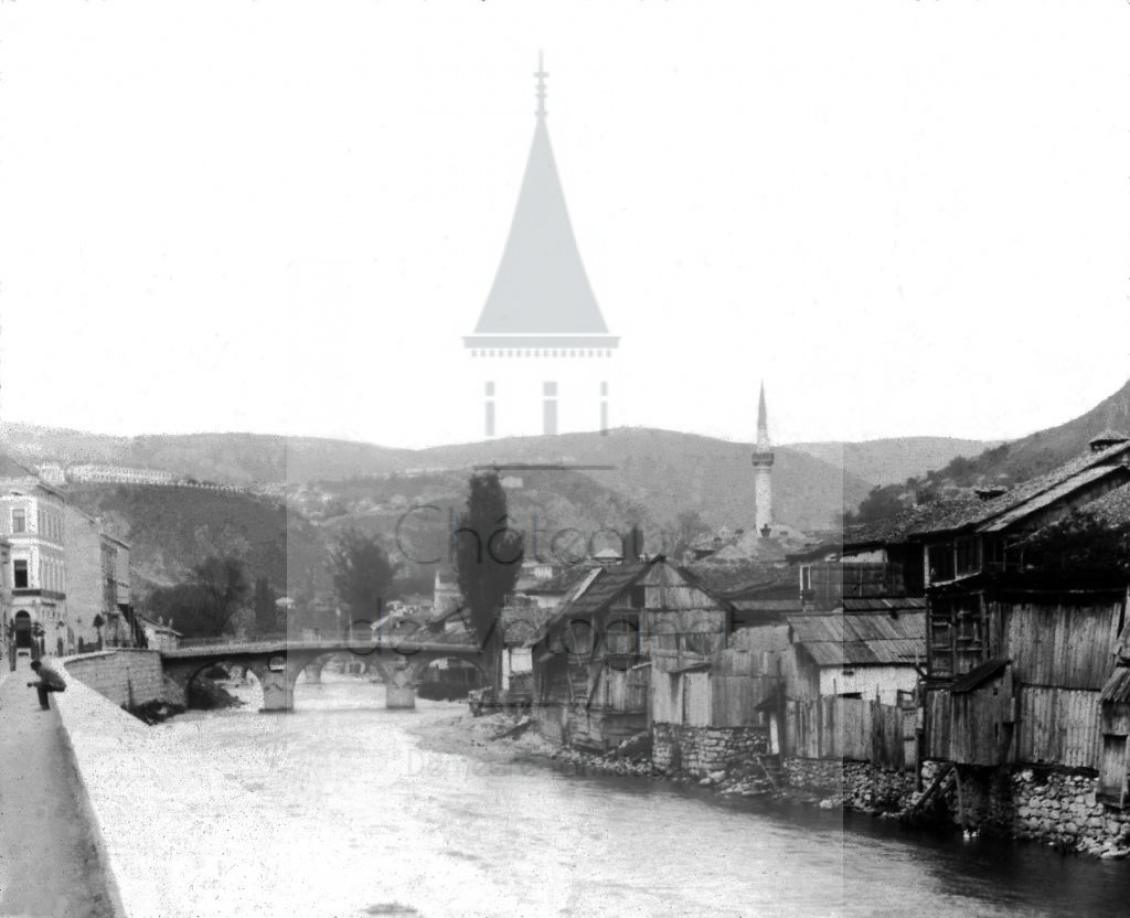 New - Château de Volognat - Photos - Hubert Vaffier - Sarajevo - La rivière et le pont - 1892-05-13 - 2432