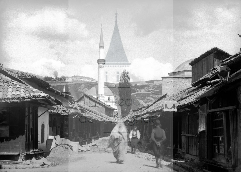 Château de Volognat - Photos - Hubert Vaffier - Sarajevo - Une rue du bazard - 15/05/1892 - 2438