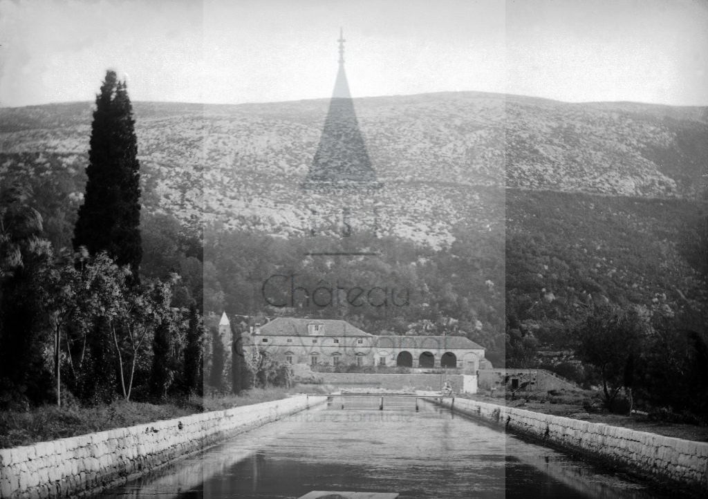 New - Château de Volognat - Photos - Hubert Vaffier - Baie d'Ombla - Une campagne Dalmate - 1892-05-22 - 2466