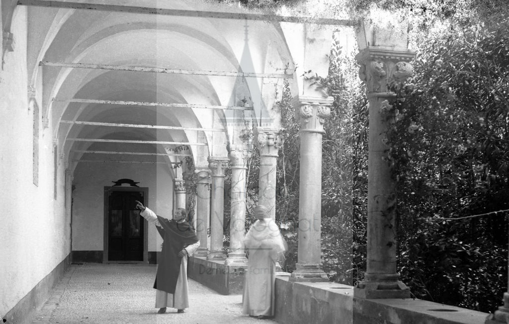 New - Château de Volognat - Photos - Hubert Vaffier - Ile de Lacroma - Cloitre du couvent - 1892-05-22 - 2470