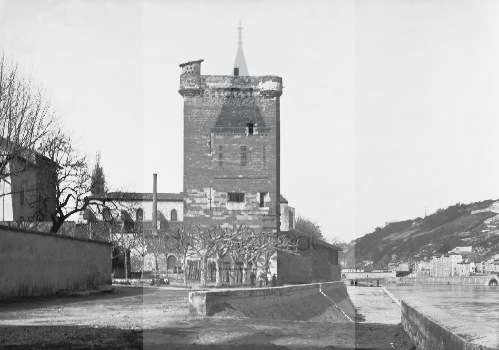 Château de Volognat - Photos - Hubert Vaffier - Sainte Colombe - Tour Ste Colombe - 10/03/1893 - 2730
