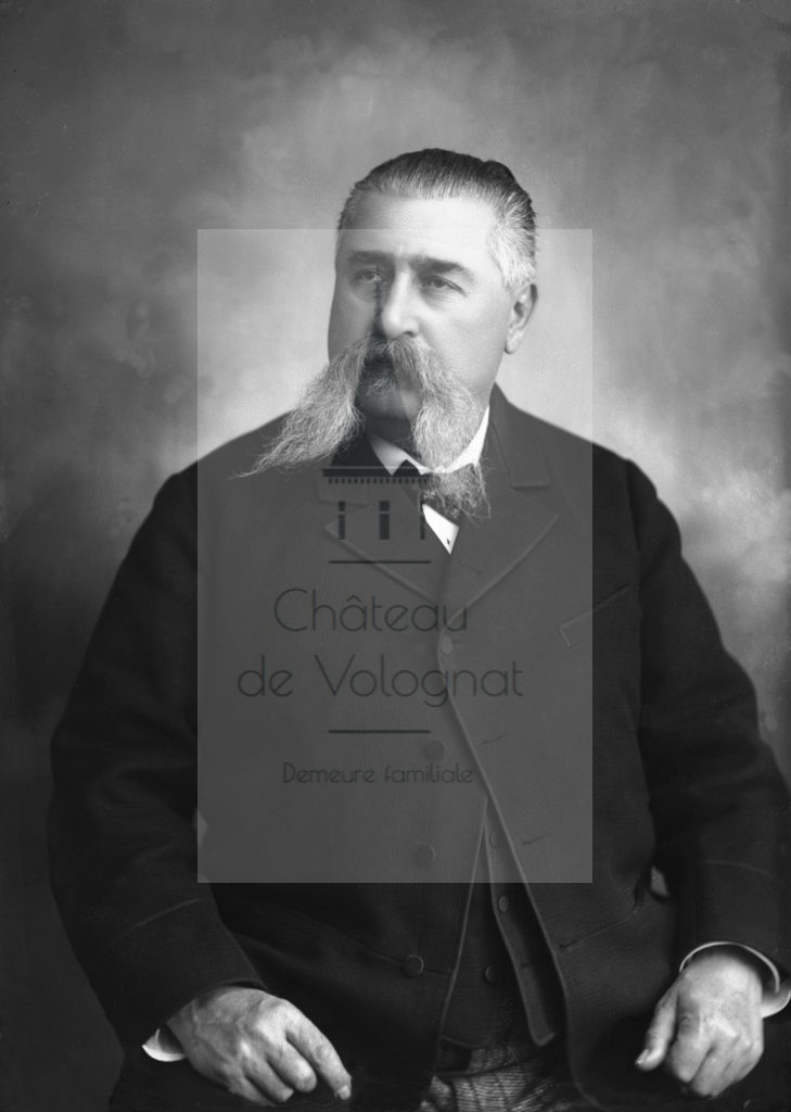 New - Château de Volognat - Photos - Hubert Vaffier - Paris - Monsieur H. V. fait à Paris au photo club - 1893-11-17 - 2893