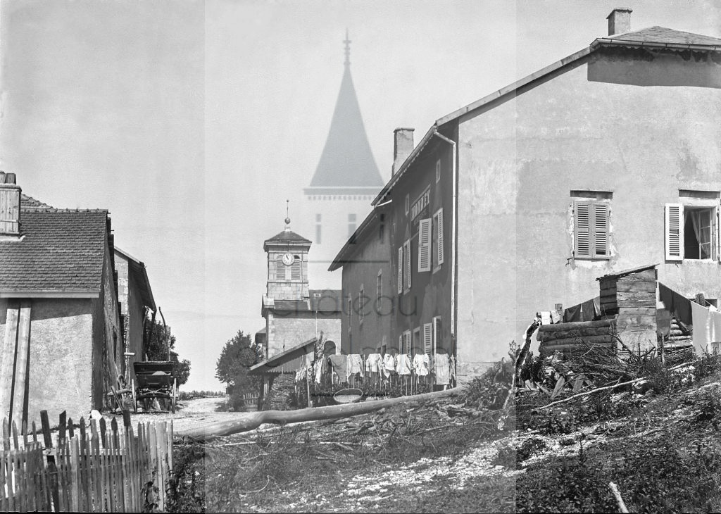 Château de Volognat - Photos - Hubert Vaffier - Giron - Rue et église - 09/08/1895 - 3008