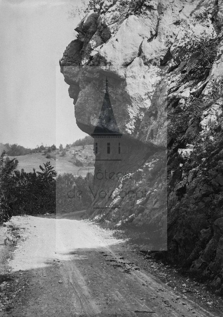 New - Château de Volognat - Photos - Hubert Vaffier - Champfromier - La roche des avalanches - 1895-09-25 - 3058