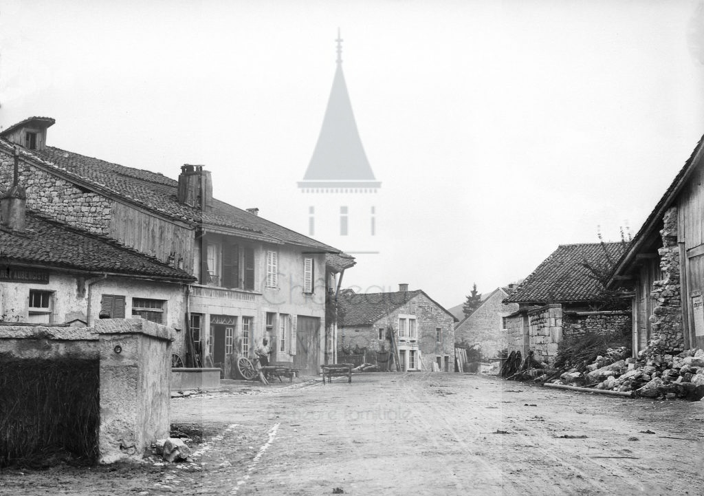 Château de Volognat - Photos - Hubert Vaffier - Condamine la Doye - Coté sud - 12/08/1896 - 3115