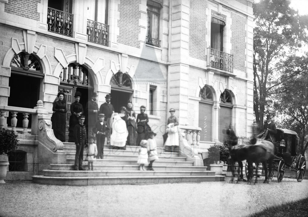 New - Château de Volognat - Photos - Hubert Vaffier - Aloxe Corton - Baptème d'Hubert Gauthey - 1884-08-14 - 576