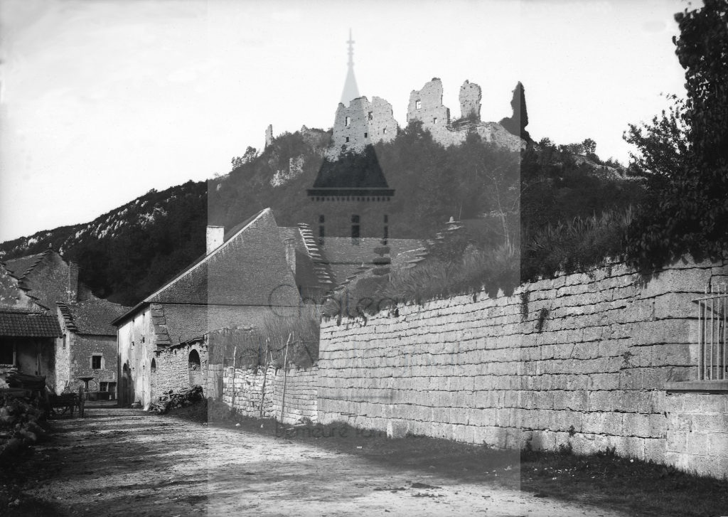 New - Château de Volognat - Photos - Hubert Vaffier - La Tour de Meix - Vue prise en face des mimosa - 1884-09-13 - 593