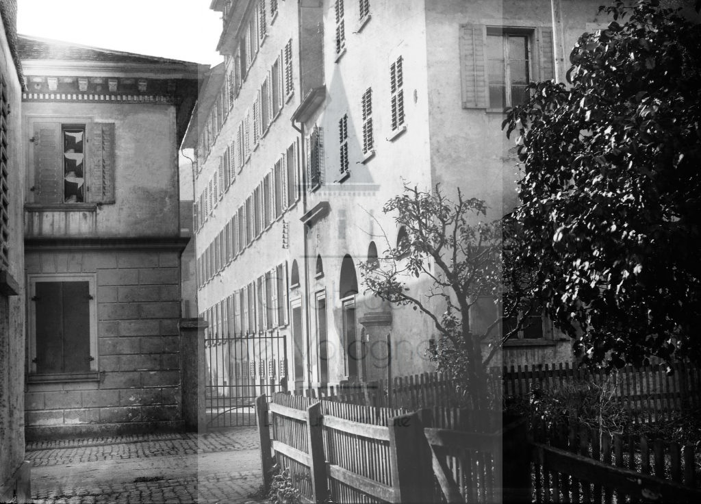 New - Château de Volognat - Photos - Hubert Vaffier - Lucerne - Filature de Krïenz coté - 1884-10-13 - 603