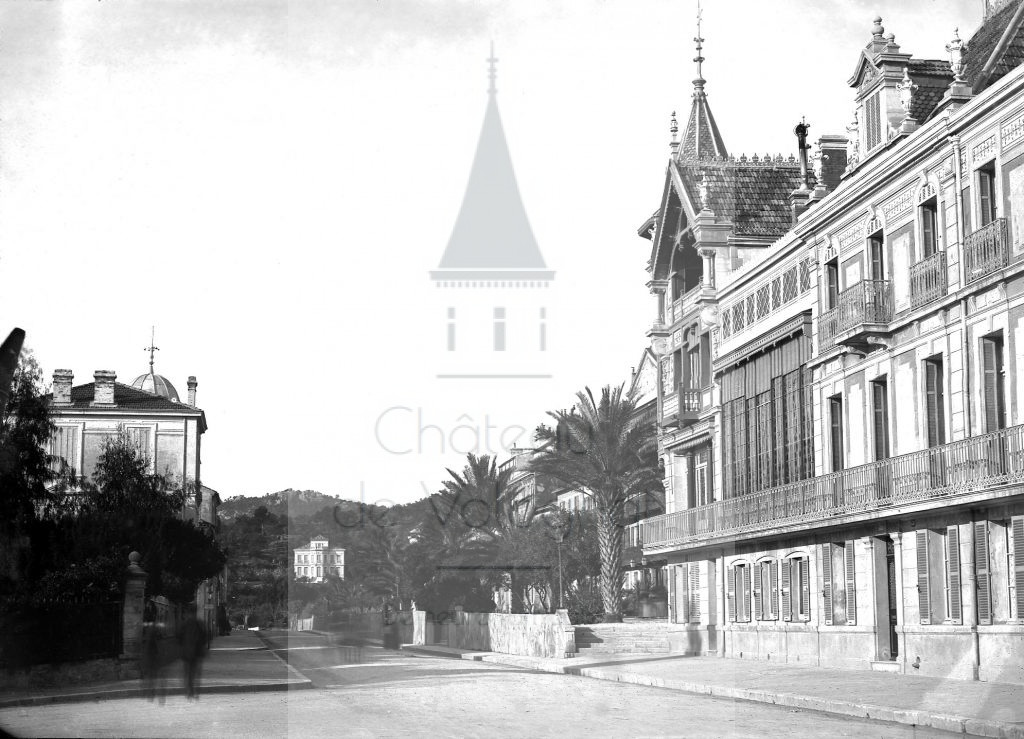 New - Château de Volognat - Photos - Hubert Vaffier - Hyères - Boulevard des Hesperides - 1886-01-11 - 824