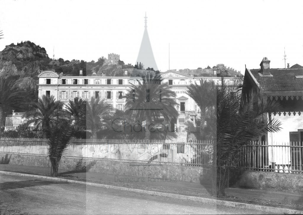 New - Château de Volognat - Photos - Hubert Vaffier - Hyères - Hotel des Iles d'or - 1886-01-11 - 825