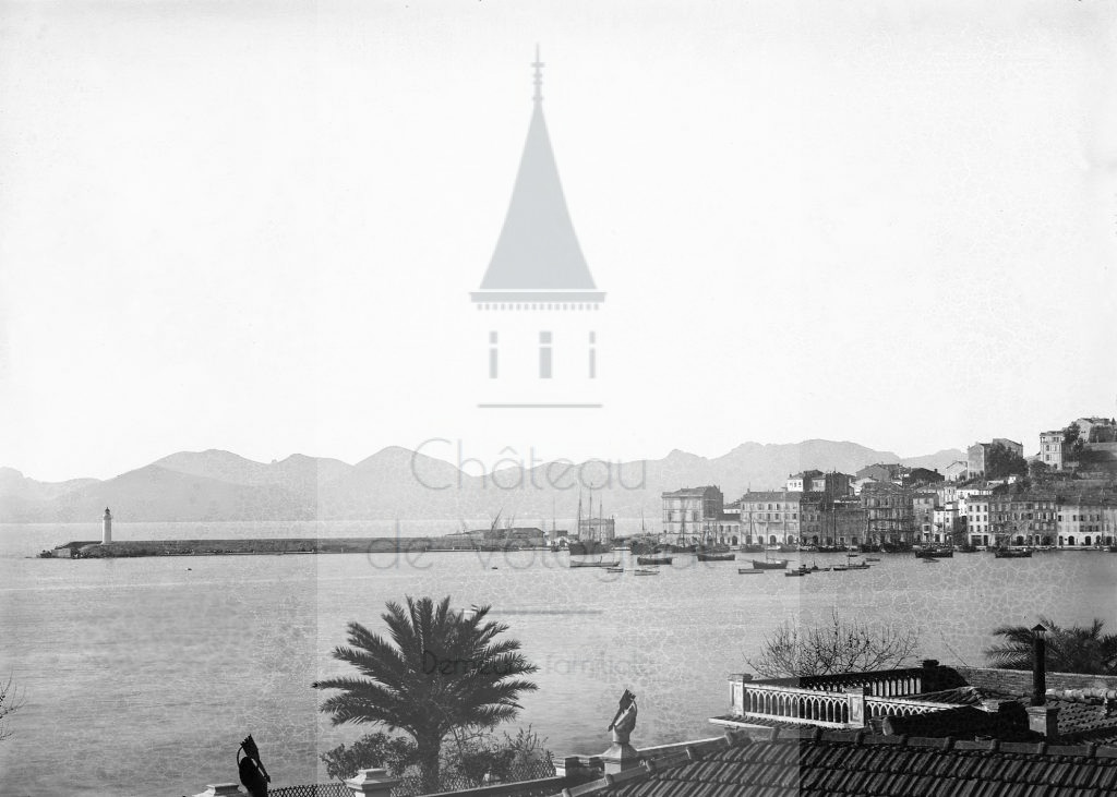 New - Château de Volognat - Photos - Hubert Vaffier - Cannes - Vue prise de l'hotel du midi - 1886-01-23 - 835