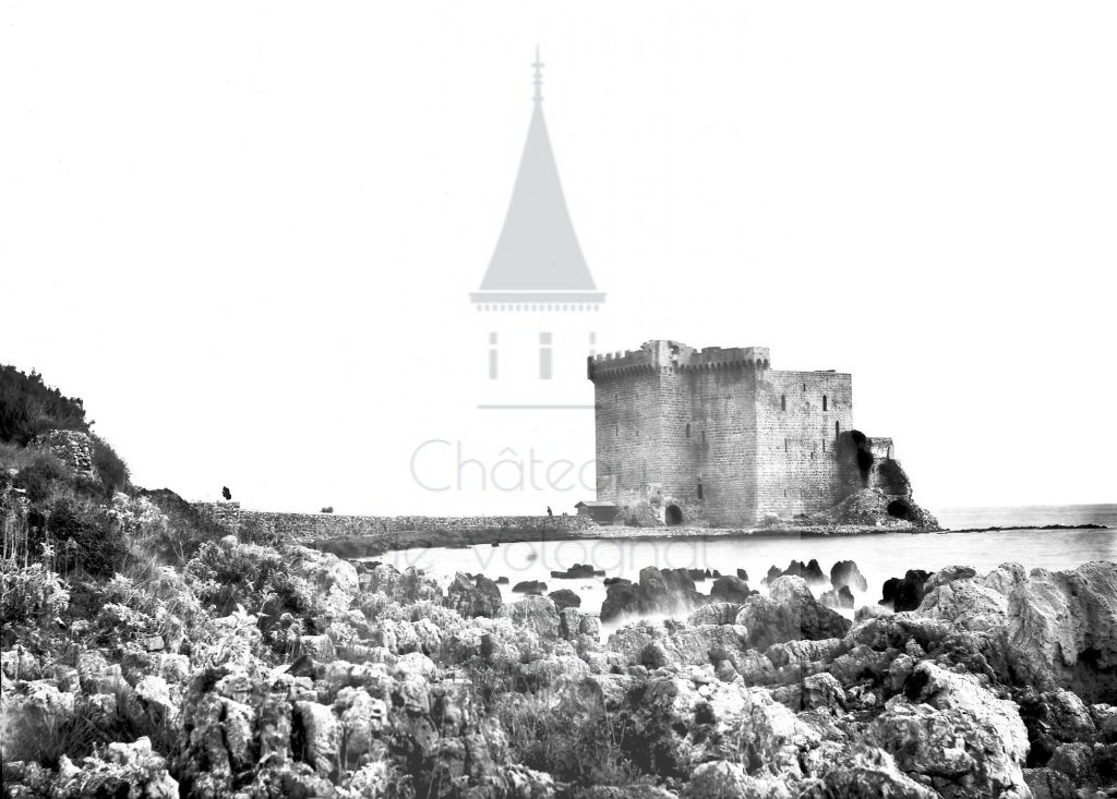 New - Château de Volognat - Photos - Hubert Vaffier - Cannes - Château de ST Honorat - 1886-01-29 - 847