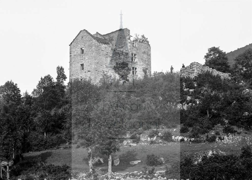 New - Château de Volognat - Photos - Hubert Vaffier - coiselet - Château de Forcrand - 1886-08-12 - 956